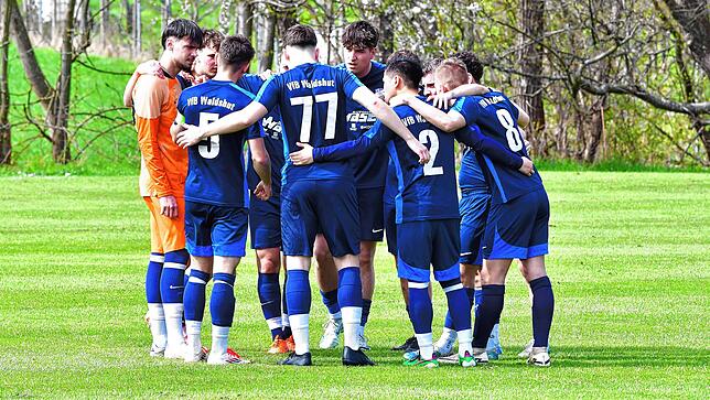Bild 3: FC Wittlingen setzt sich mit 3:1 gegen VfB Waldshut durch – und wir haben Fotos!