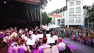 Ein besonderer Höhepunkt des Landes-Musik-Festivals 2025 in Singen: Das Konzert des Landespolizeiorchesters. Die Stadt spricht insgesamt ...