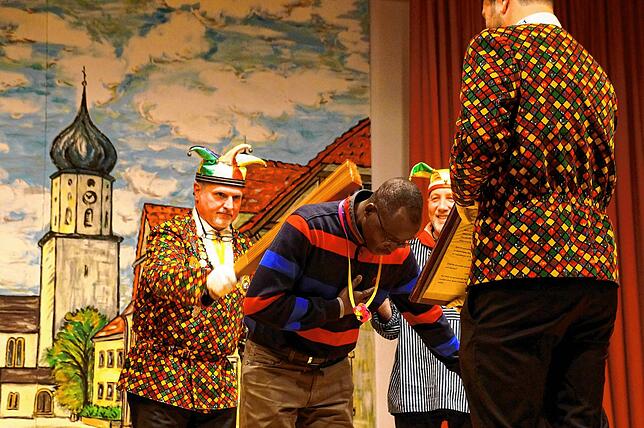 Bild 10: Unvergessliche Momente: Die besten Bilder vom Schwarzen Ball im Palottiheim Stockach
