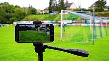 Immer den Spielfluss im Blick &ndash; die Kameras des SÜDKURIER auf den regionalen Sportplätzen.