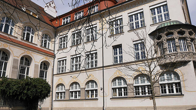 (Archivbild) Die Theodor-Heuss-Realschule musste wegen hoher Konzentration an Schwefelwasserstoff geräumt werden.
