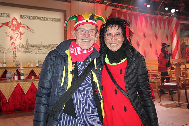 Bild 31: Fasnacht in Stockach: Narrengericht 2025 – Zuschauer feiern mit tollen Bildern!