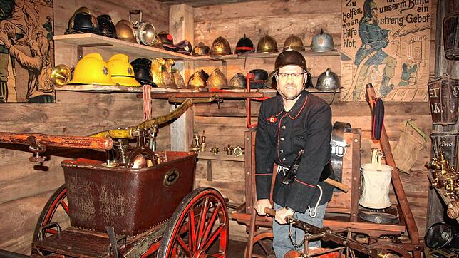 Martin Weishaupt, technischer Leiter des Auto- und Traktormuseums in Uhldingen-Mühlhofen, freut sich auf das historische Feuerwehrfest. ...