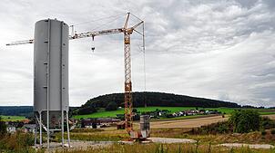 Der Spatenstich für das Riedböhringer Wohngebiet Aitental IV – jetzt Feldbergblick – erfolgte im August 2024. Derzeit ruhen die ...