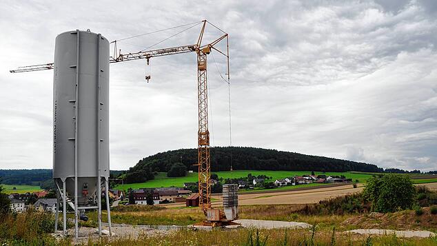 Der Spatenstich für das Riedböhringer Wohngebiet Aitental IV – jetzt Feldbergblick – erfolgte im August 2024. Derzeit ruhen die ...