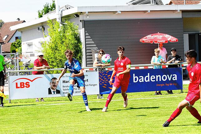 Bild 33: Nachwuchs des SC Freiburg verliert Testspiel in Jestetten &ndash; und wir haben Bilder!