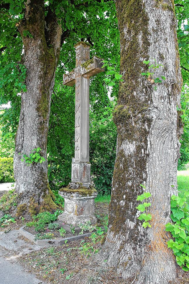 Vom Typ her ein Marterkreuz: das Mühlekreuz im Unteralpfener Mühleviertel.