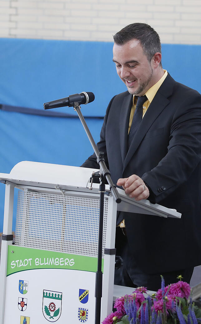 Bild 8: Bilder von der Verabschiedung des Realschulrektors Egon Bäurer