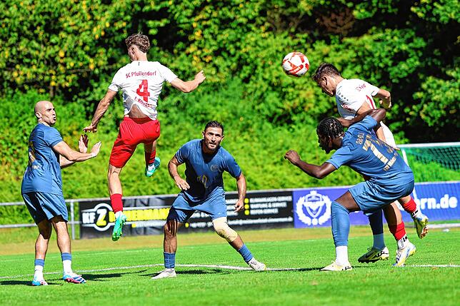 Bild 12: Unsere Bildergalerie vom Verbandsliga-Auftakt zwischen Südstern Singen und dem SC Pfullendorf