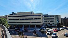 Das Klinikum Hochrhein &ndash; hier ein Bild vom 8. September 2021) soll auch 2020 rote Zahlen schreiben.