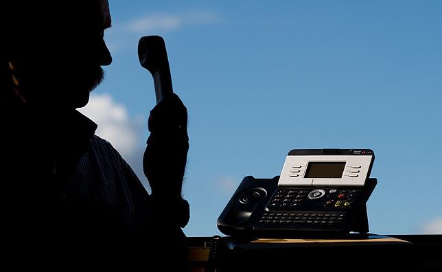 Erneut haben Telefonbetrüger zugeschlagen.