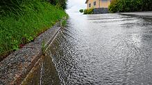 Wasser wo keines sein sollte: Im gesamten Stadtgebiet von Engen kam es von Donnerstag auf Freitag zu Überschwemmungen. Das Bild zeigt ...