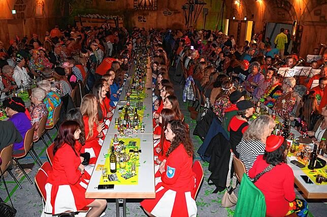 Bild 20: Das sind die besten Bilder vom Bunten Abend des Narrenvereins Räbenheim