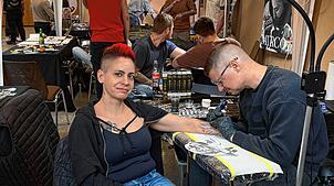 Bild : Ihre Kunst geht unter die Haut: Die schönsten Bilder der Tattoo-Expo in Tiengen