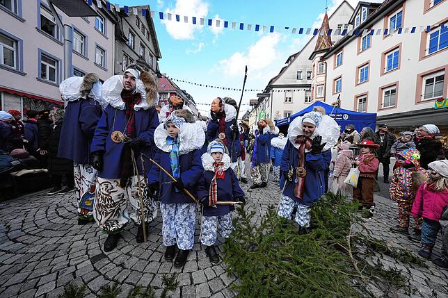 Bild 17: So schön war es am Dienstag beim großen Umzug in Villingen (Teil 2)