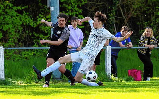 Bild 1: Unsere Bildergalerie vom 2:0-Sieg des TSV Überlingen/Ried bei der SG Liggeringen/Güttingen
