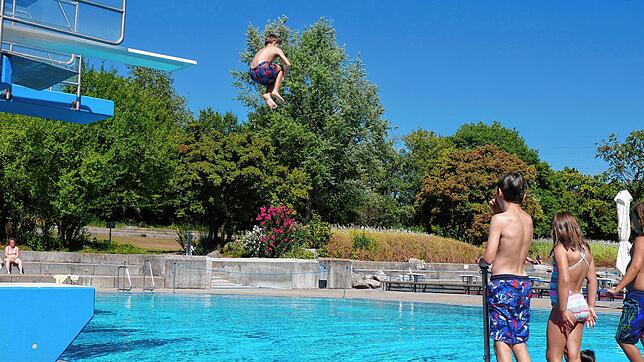 Spaß im Freibad Rheinfelden (Archivbild).