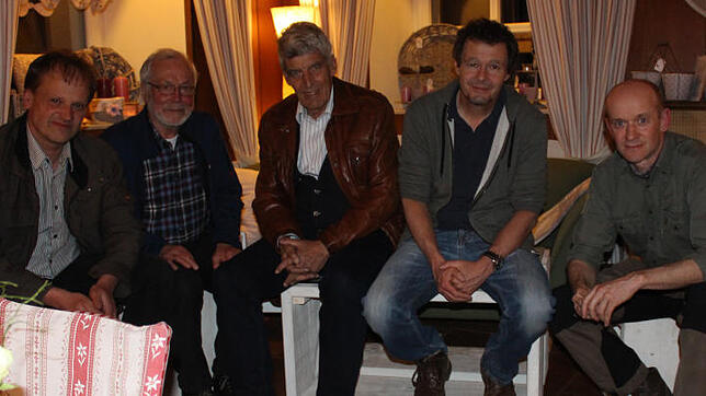 Beim Vortrag zum Luchs (von links): Vorsitzender Michael Rüttiger, bisheriger Vorsitzender Peter Willmann, Gründungsmitglied Wolf ...