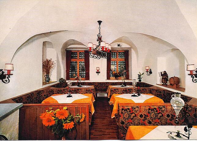 Die Weinstube in den 1980-er Jahren.