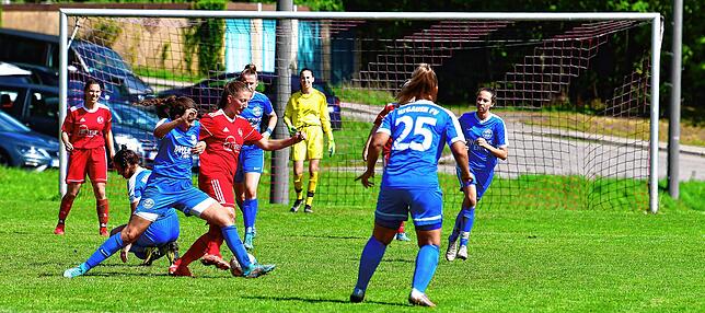 Bild 14: SC Niederhof/Binzgen feiert ersten Sieg beim 4:3 gegen den Hegauer FV II &ndash; und wir haben Bilder!