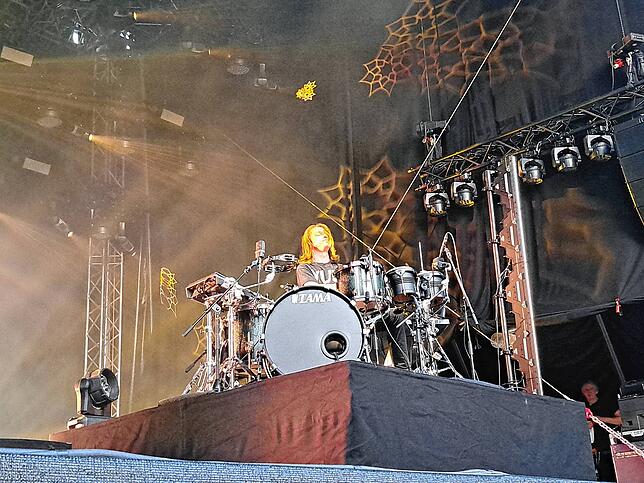 Bild 12: Richtig gute Laune beim Stimmen Festival auf dem Marktplatz