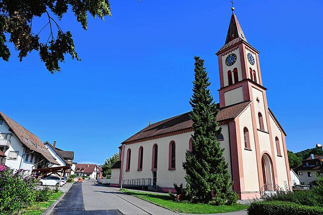Die katholische Pfarrkirche St. Andreas in Oberlauchringen.