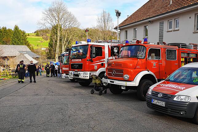 Bild 1: Buntes Programm zur „Langen Nacht der Feuerwehr“