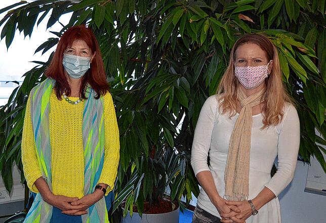 Auch Diana Amann und Veronika Elflein, die beiden Schulleiterinnen am BZM, warten noch auf neue digitale Endgeräte für Schüler und Lehrer.