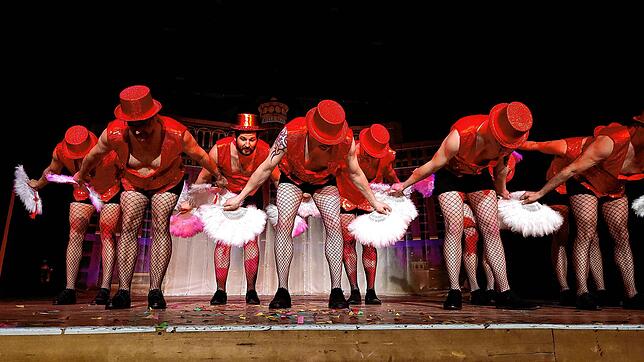 Bild 5: Viva Las Vegas &ndash; Bilder vom Holzhauerball im Milchwerk (2)