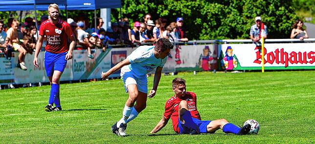 Bild 36: SG Höchenschwand/Häusern steigt nach 4:0 gegen FC Erzingen II auf &ndash; und wir haben Bilder!