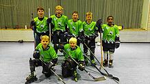 Die Southside Ducks fiebern dem heutigen Freundschaftsspiel entgegen. Hinten von links: Felix, Michael, Laurin, Leandro, Carsten. Vorne ...
