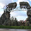 Schon bei der Anfahrt zum Europa-Park erkennbar: Der Brunnen, auf dem der Rulantica-Schriftzug prangt.