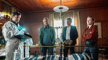 Einsatz für (von links) Thomas Egger (Stefan Pohl), Micha Oberländer (Matthias Koeberlin), Thomas Komlatschek (Hary Prinz) und Luisa ...