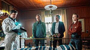 Einsatz für (von links) Thomas Egger (Stefan Pohl), Micha Oberländer (Matthias Koeberlin), Thomas Komlatschek (Hary Prinz) und Luisa ...