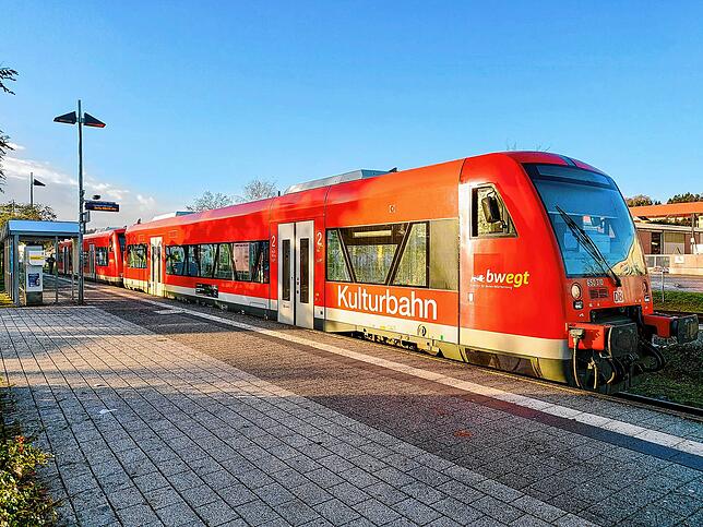 Die Triebwagen von DB Regio sollen, wie hier auf dem Bild, in der Regel im Doppelpack unterwegs sein, kündigte das Unternehmen im ...