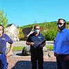 Die Stadt Blumberg hatte wegen der Corona-Pandemie zu Masken-Näh-Aktionen aufgerufen und Masken vor der Stadthalle gegen eine Spende ...