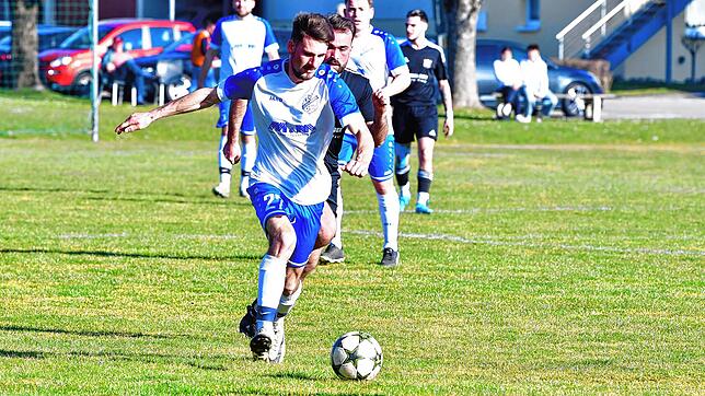 Treffsicher: Fabio Merz steuerte zum 4:0-Erfolg des FC Geißlingen gegen den VfR Horheim-Schwerzen seine Saisontore 15 und 16 bei.