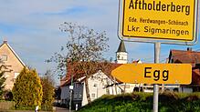 Knapp 100 Meter vom Ortsschild ereignete sich in der Einfahrt einer Gaststätte der tragische Unfall. Der beschuldigte Autofahrer hat den ...