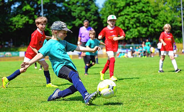 Bild 23: Kleine Kicker ganz groß! Unsere große Bildergalerie vom Grundschulturnier in Radolfzell – Teil 2!