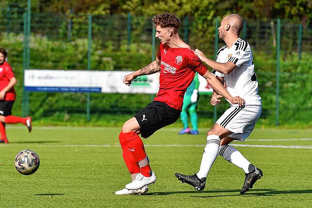 Bild 15: FC Hochrhein siegt mit 5:2 beim SV 08 Laufenburg II &ndash; und wir haben Bilder!