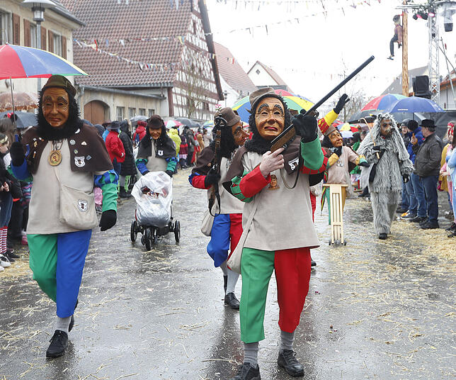 Bild 9: Bilder zum großen Narrentreffen in Pfohren (2)