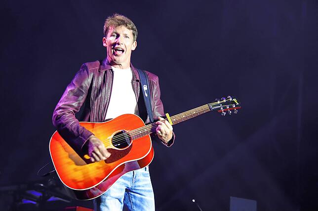 Am Finaltag des Festivals Stars in Town auf dem Herrenacker inmitten der Altstadt von Schaffhausen befubelten über 6000 Fans die ...
