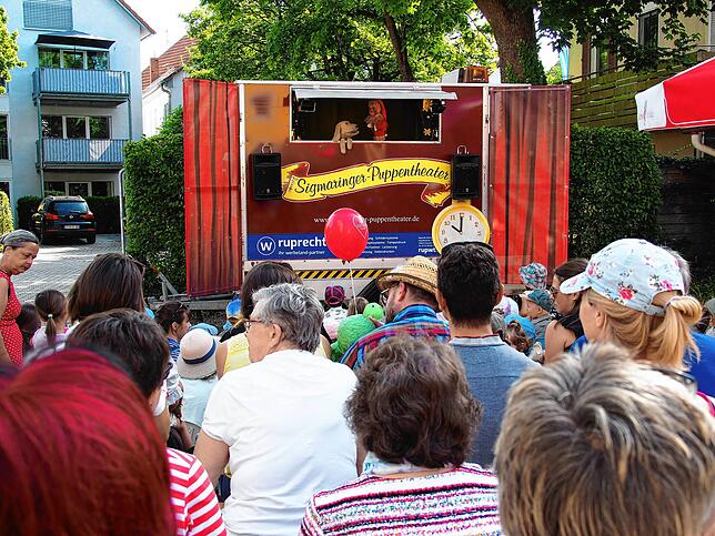 Bilder vom Festumzug beim Bächtle-Fest.