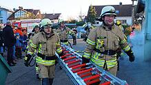 Die Handgriffe bei der Freiwilligen Feuerwehr Stetten sitzen: Bei der Hauptübung konnte die Wehr ihre Einsatzstärke unter Beweis stellen.