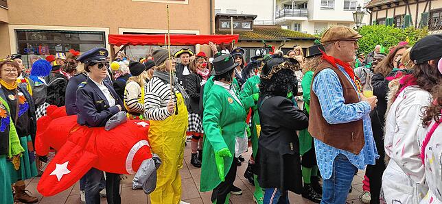 Bild 17: Vom Narrendorf in den Winzerkär