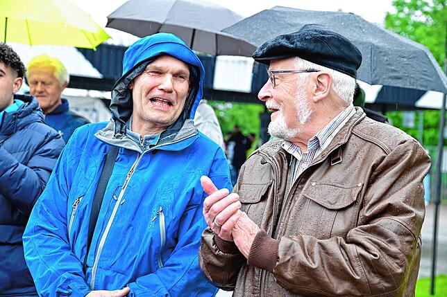 Bild 12: So feiern die Fans den Aufstieg des FC 08 Villingen