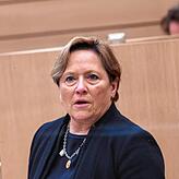 Mit ihrer Forderung nach Öffnung der Schulen erlitt Kultusministerin Susanne Eisenmann Schiffbruch. Die Fachleute unterstützen sie.