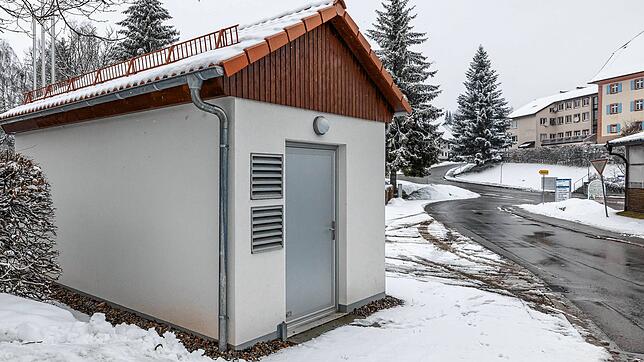Gesteuert werden die schnellen Glasfaserleitungen in der Technikzentrale im sogenannten PoP (Point of Presence), der in Grafenhausen am ...