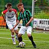 Matchwinner: Aaron Reiß (vorn, im Spiel beim FC RW Weilheim) unterstrich seine Torjäger-Qualitäten und traf doppelt beim 3:2-Sieg mit ...