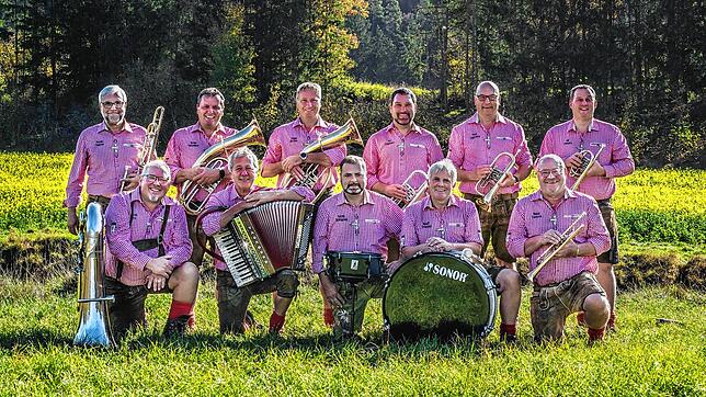 Das Bild zeigt die Gruppe AH &ndash; Musik &bdquo;Reiss Aus&ldquo;.Bild: Patrick Schlegel